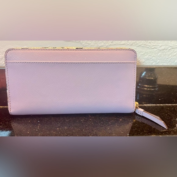 Kate Spade Lilac and Floral Wallet Like New Condition! - Picture 5 of 14